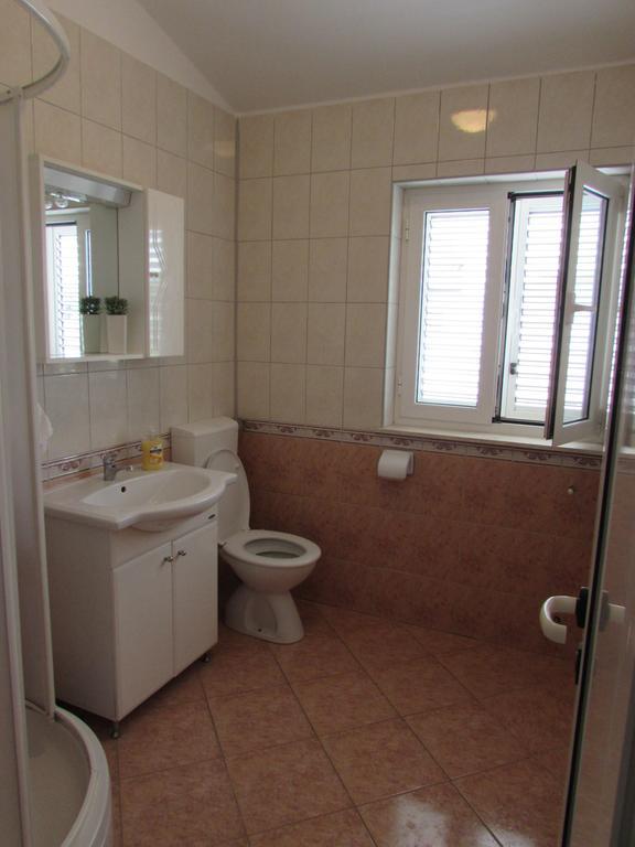 Apartmani Leona Bibinje Exterior foto